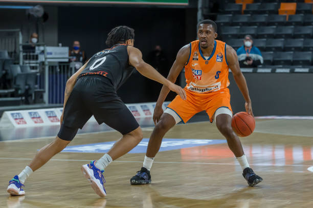 年轻力量的 年轻力量的