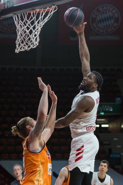 建立更强的 建立更强的