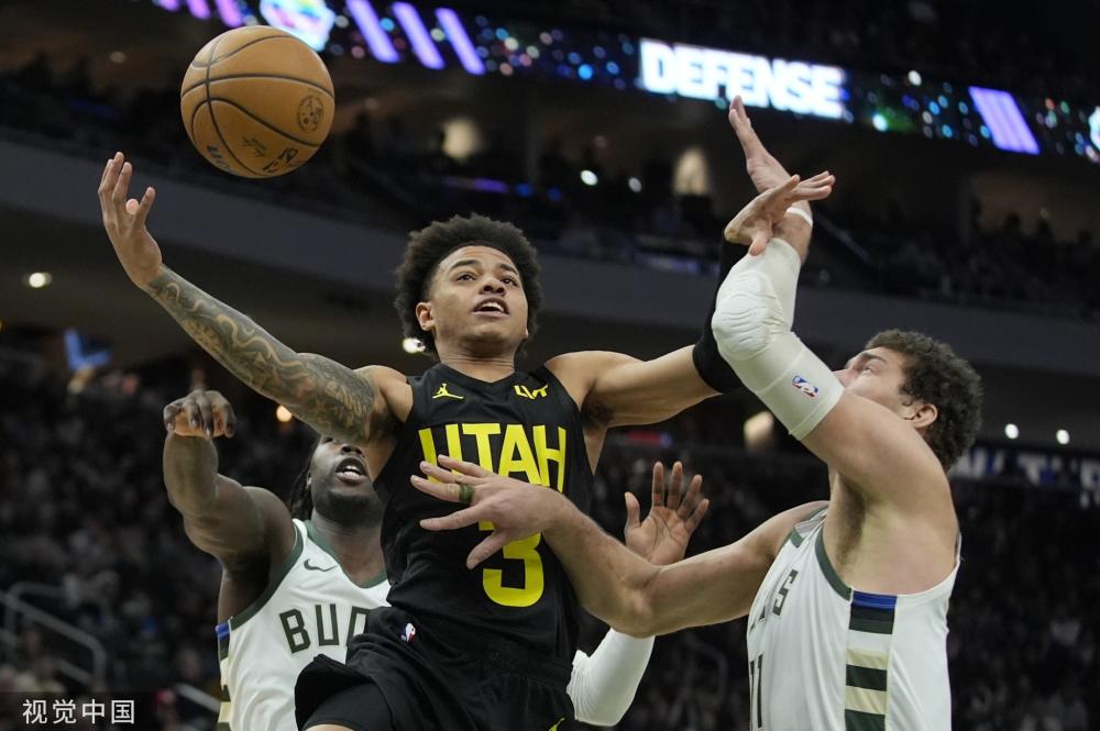 每当球队陷 每当球队陷