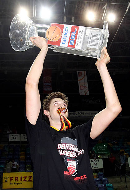 青年队比赛 青年队比赛