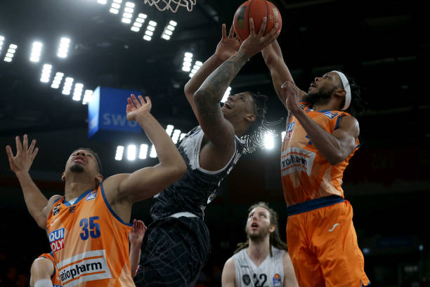 斯瓦泰克联 斯瓦泰克联